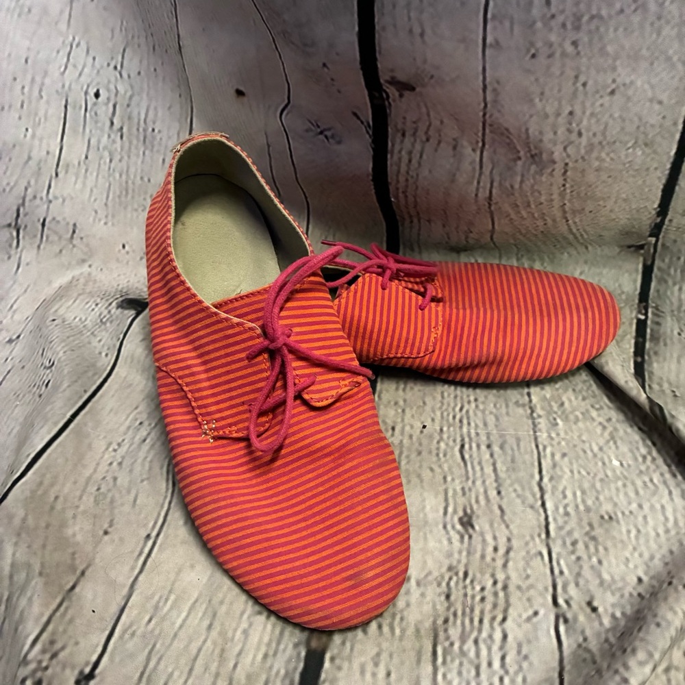 Sanuk Bianca Striped Women's Lace Up Minimalist Flats Casual Shoes Size 9 GUC